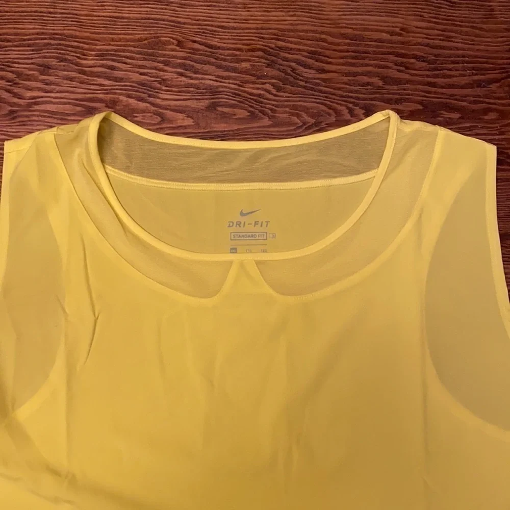 𝅺nike Flex ladies golf Tank top